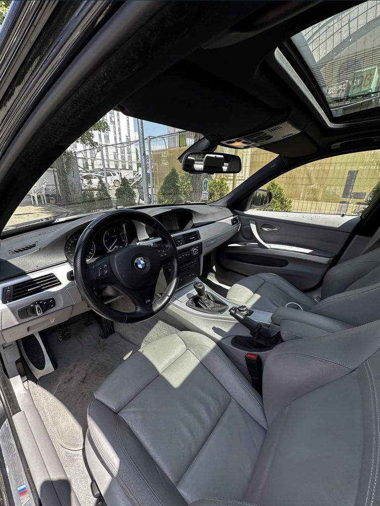 BMW E90 Facelift M packet 2009 2.0 diesel 177Cp
