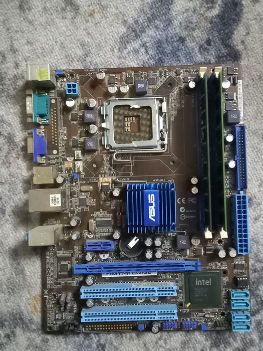 Материнская плата