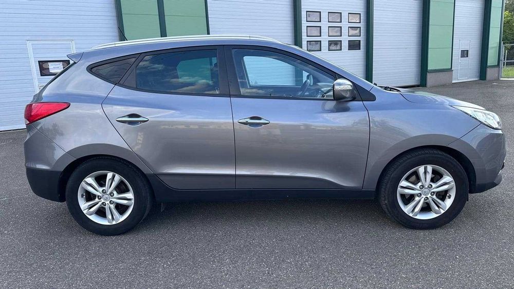 Hyundai ix 35 2.0 CRDI Premium AWD
2012  2.0 CRDI  185 CP    EURO 5