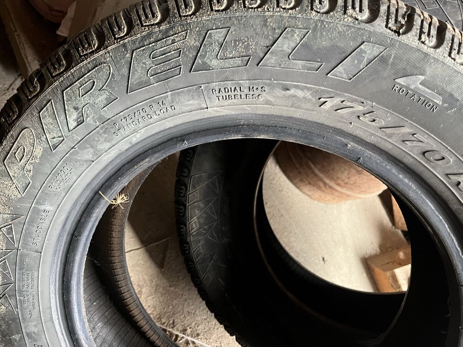Pirelli Продам зимнию резину p14