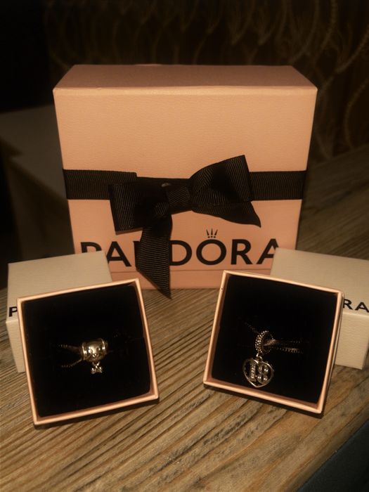 Продам пандору шармики оригинал