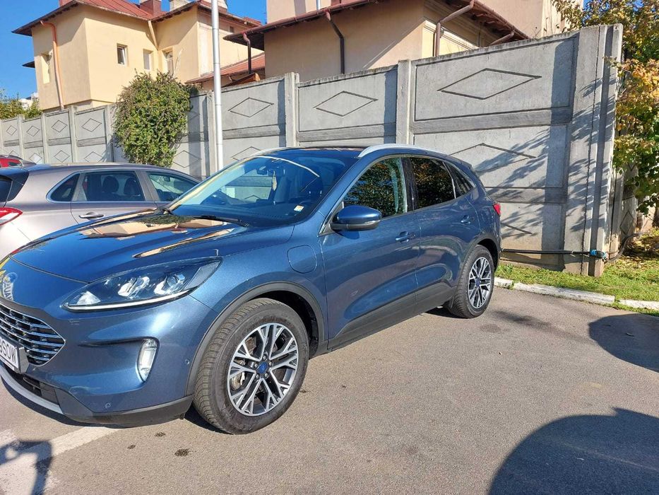 Ford Kuga PHEV Titanium