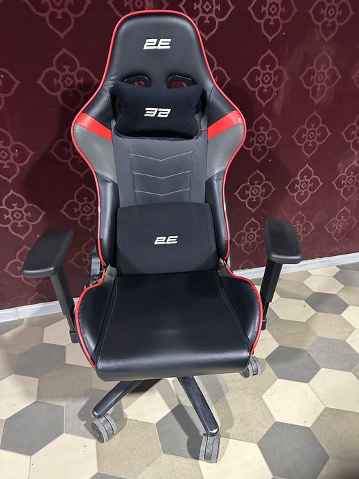 20ta Kompyuter va kreslolar sotiladi.