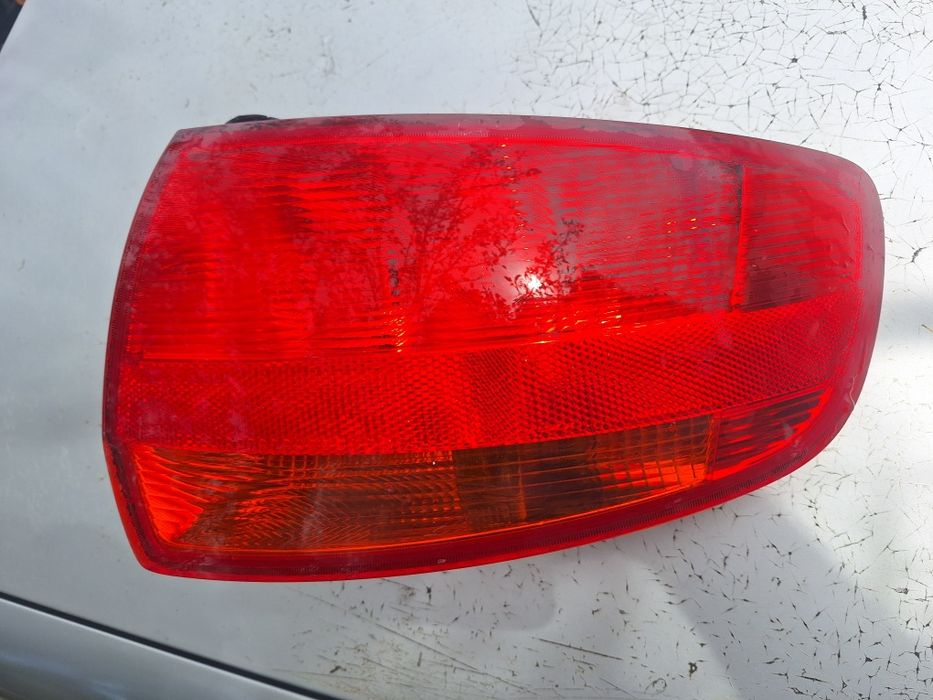 Десен Стоп На Задния Калник За Audi A3 8P Sportbak  2004-2012 Година