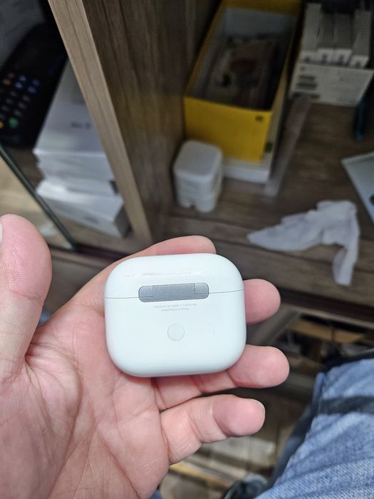 Airpods 3 в идялный состоянии