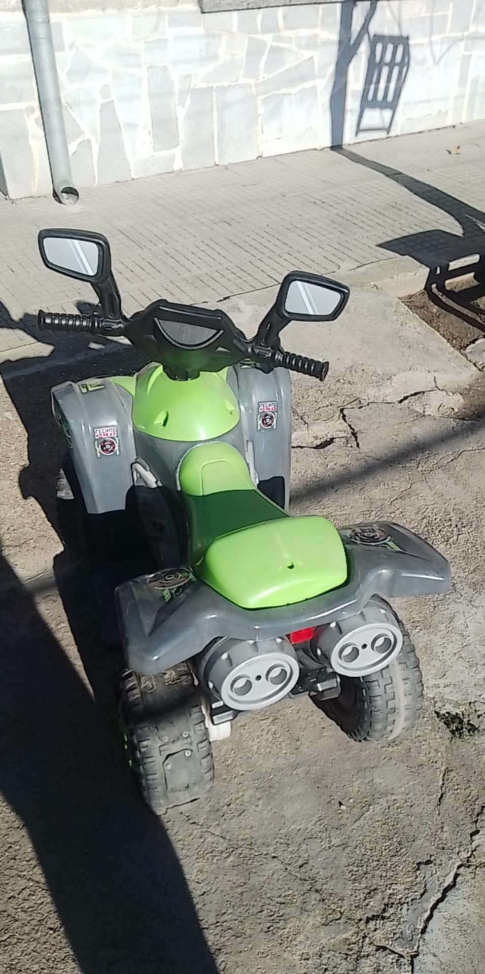 Акумулаторно атв