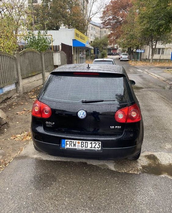 vând golf 5 1.6fsi