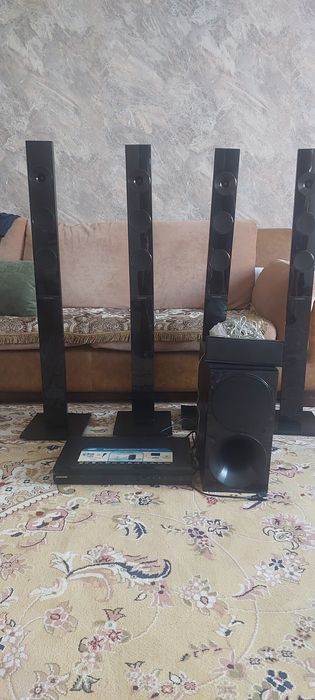 Продам домашний кинотеатр