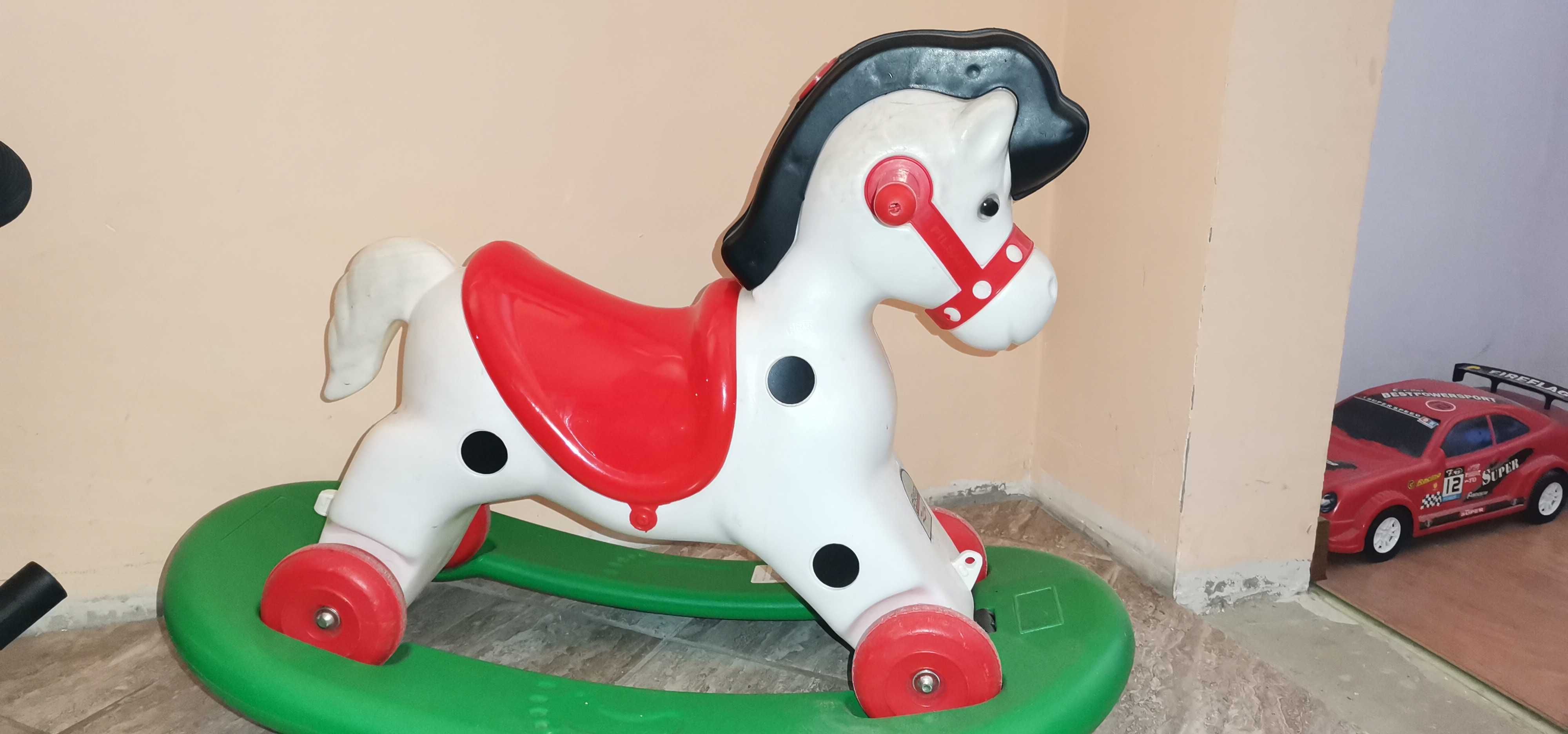Продавам люлка конче
