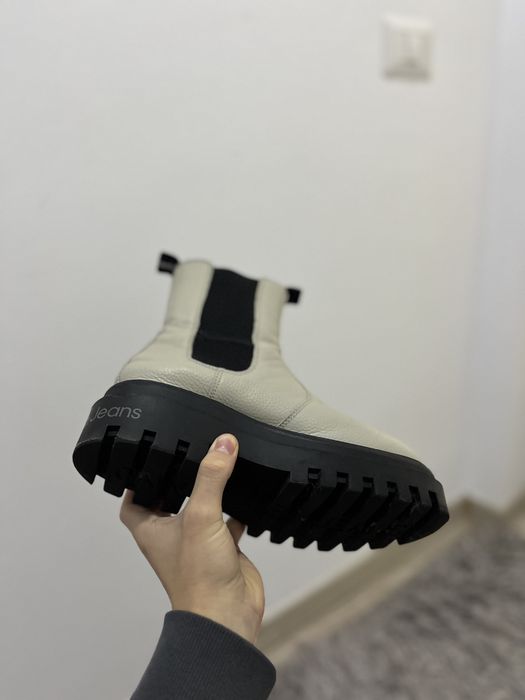 Ghete Calvin klein ,originale