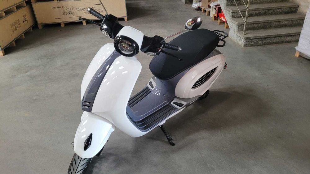 Scuter Electric Rotakt Casablanca Motor Bosch Putere 3000w 25km/h