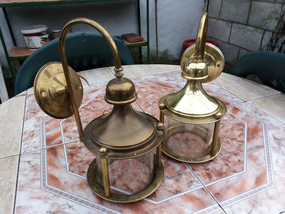 Стенни лампи / аплик