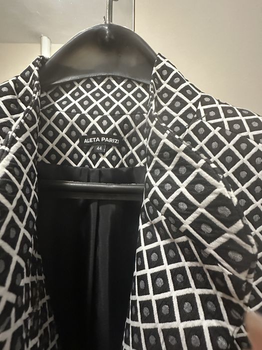 Дамско преходно манто