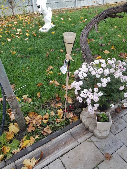 Făclii pentru grădină