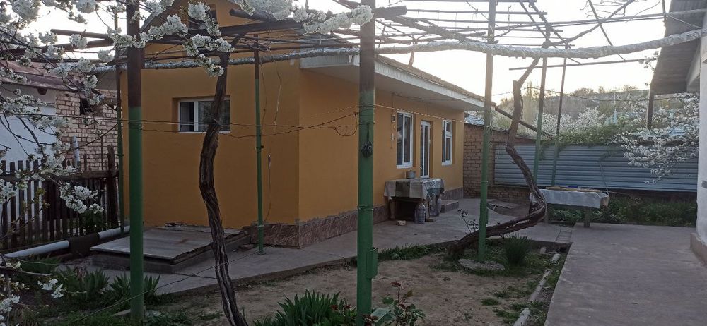 Продается участок в Чирчике