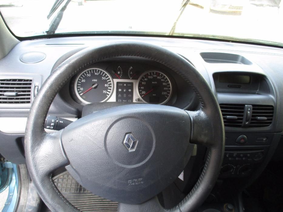 Renault Clio 1.5 DCI 2003 На Части
