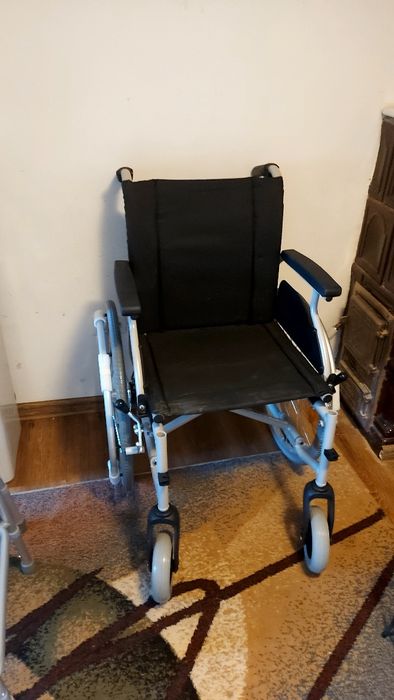 Vind carucior otopedic