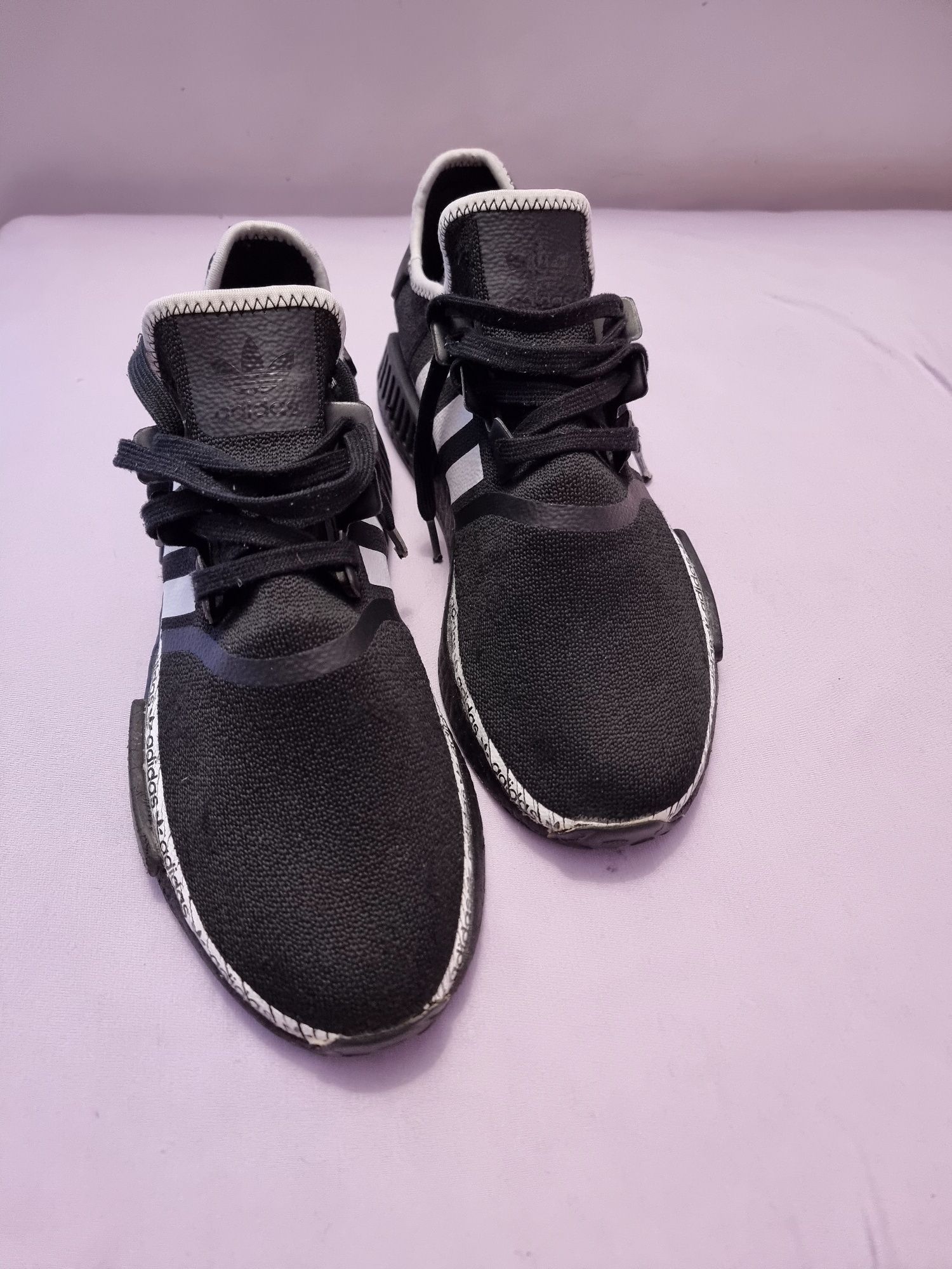 Adidas NMD Logo Strip Core Blek.