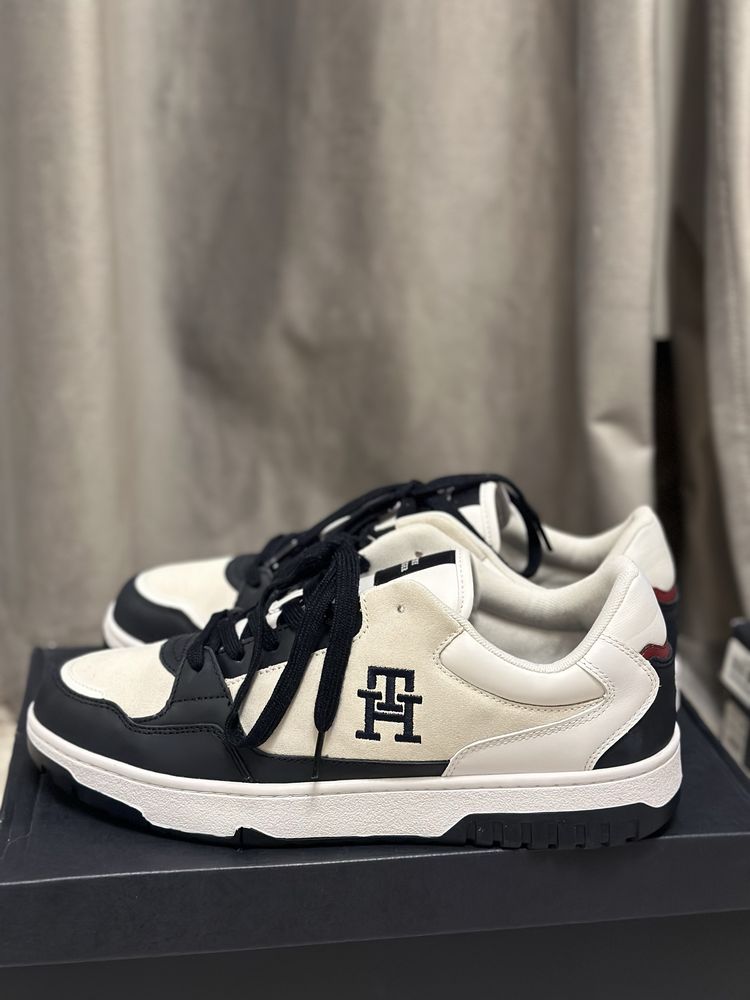 Кроссовки Tommy Hilfiger