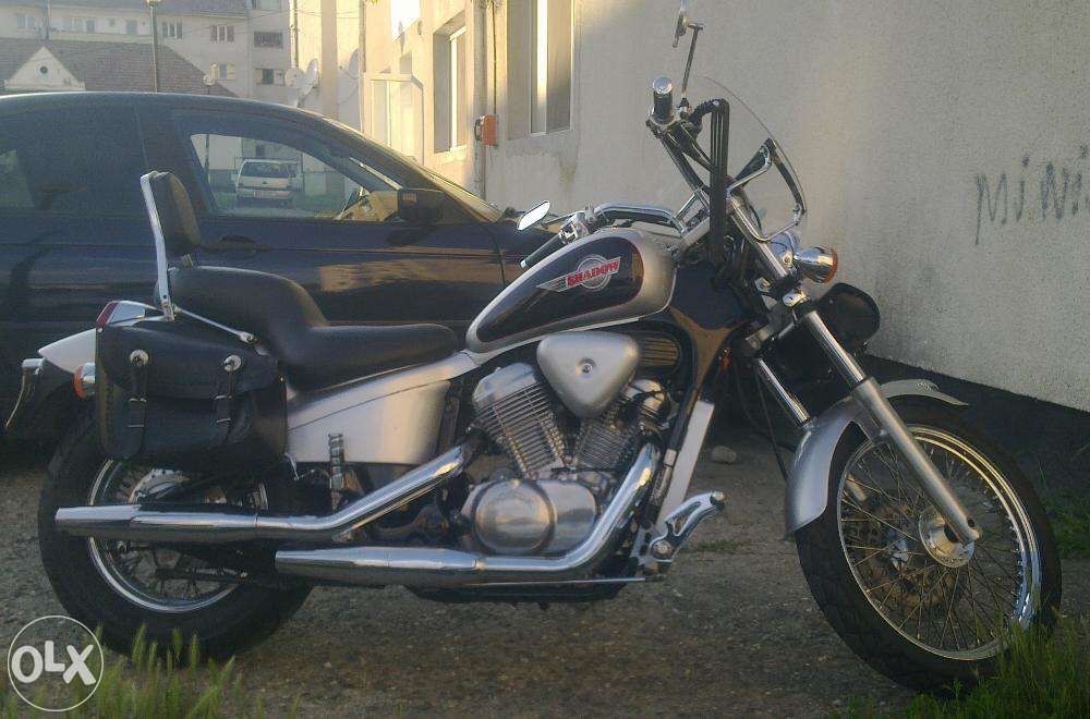 Motocicleta Honda Shadow 600 cc