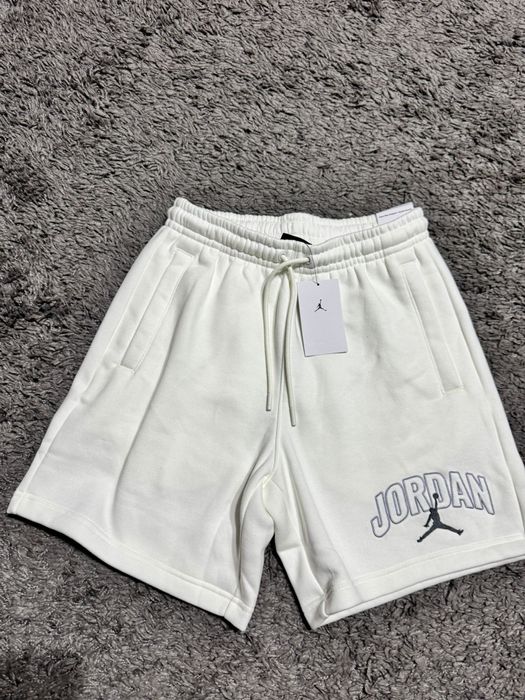 Nou cu etichetă;Pantaloni scurti Nike Air Jordan marimea XS oversized