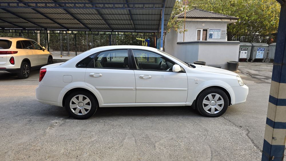 Lacetti 2013 год