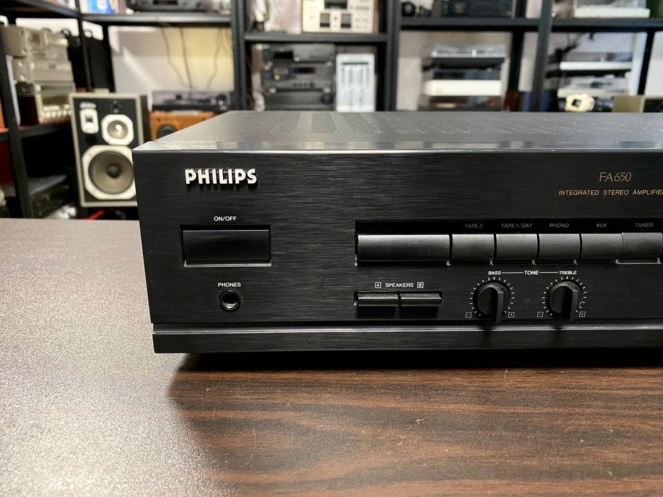 Усилвател Philips