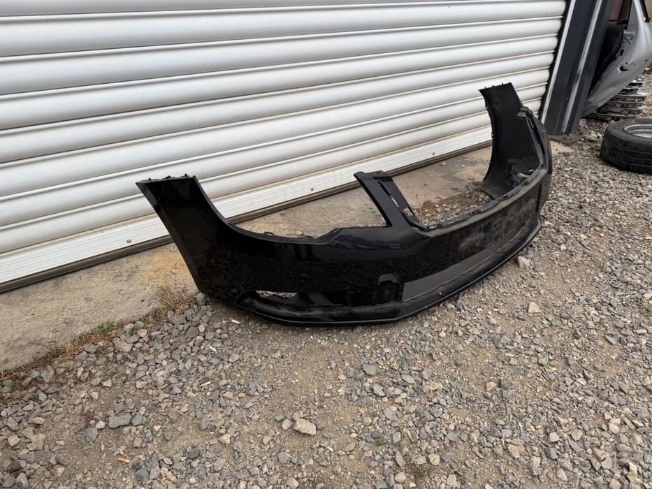 Предна броня за Skoda Superb (2013-2015)