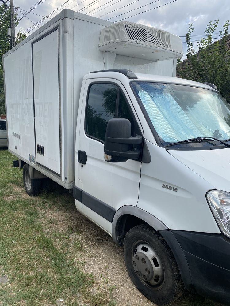 Iveco Daily 40 c12 frigorific,3,5 t detarat,se conduce cu cat B