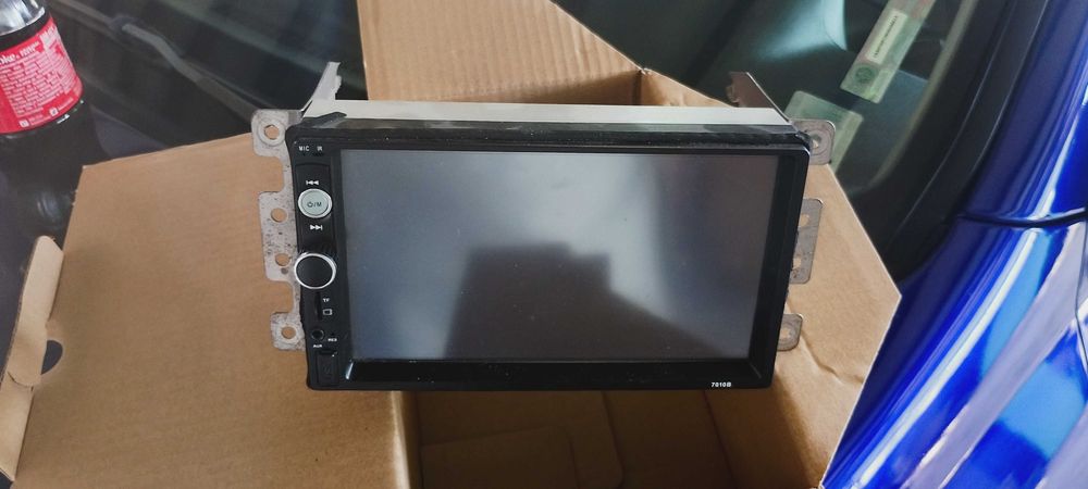 Продавам гуми дебица и мултимедия за Мицубиши олтлендър