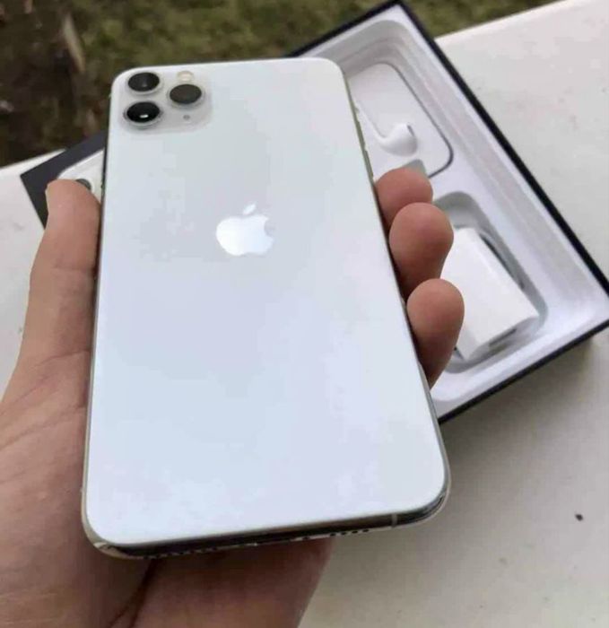 Vând Iphone 11 Pro Max
