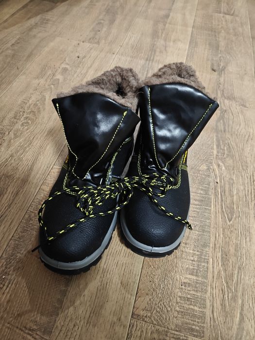 Спец ботинки зимний 42-43 размер