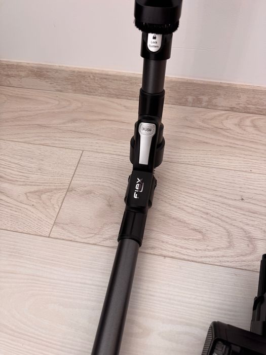 Aspirator vertical Rowenta x force flex