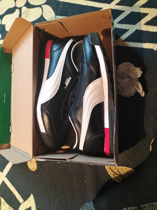 Кроссовка в хорошем состоянии