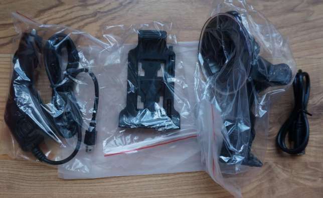Gps Serioux 4.3" - garantie 2 ani- 3 programe full europa instalate