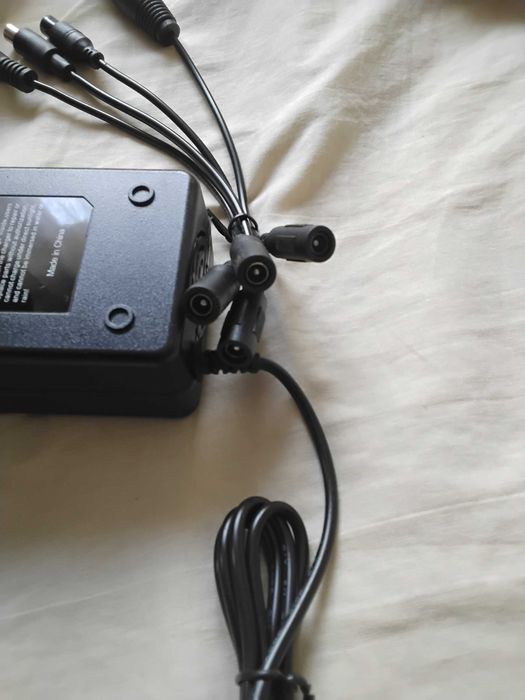 Incarcator multifunctional Lithium-Ion,cu 6 interfete,42V 2A,58.8W,nou