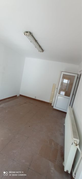 Spațiu comercial de închiriat in Hateg str Sarmizegetusa - langa piata