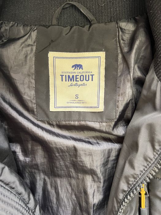 geaaca de iarna TimeOut