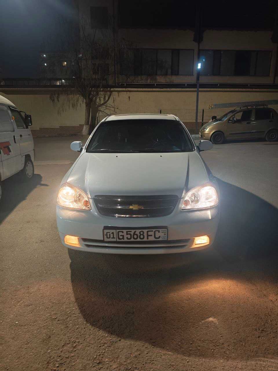 Lacette 1.8  2011 yil