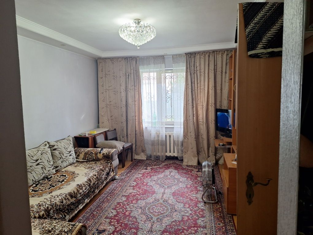 Продам 2 комнатную квартиру