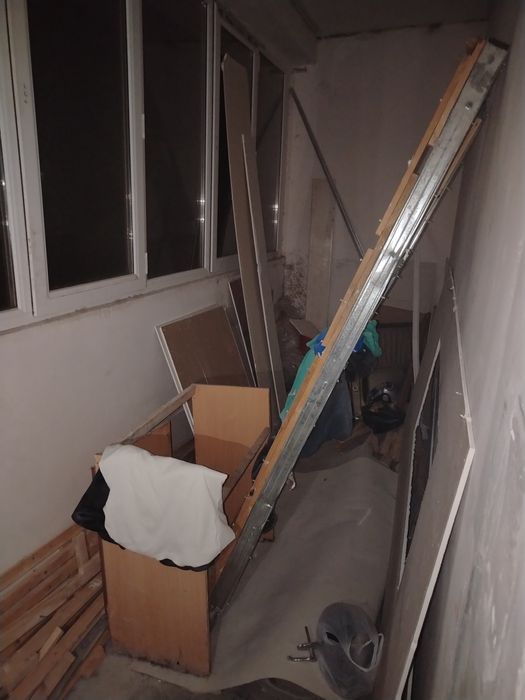 Srochna Eyvalekda kv Sotiladi! 1 xona x2 qlngan 42kv