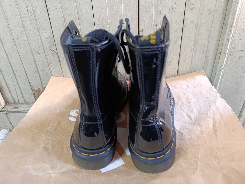 ''Dr. Martens 1460 W''оригинални боти 37 номер