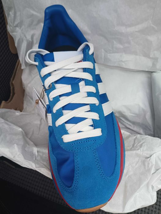 Adidas Run 70.  42.5