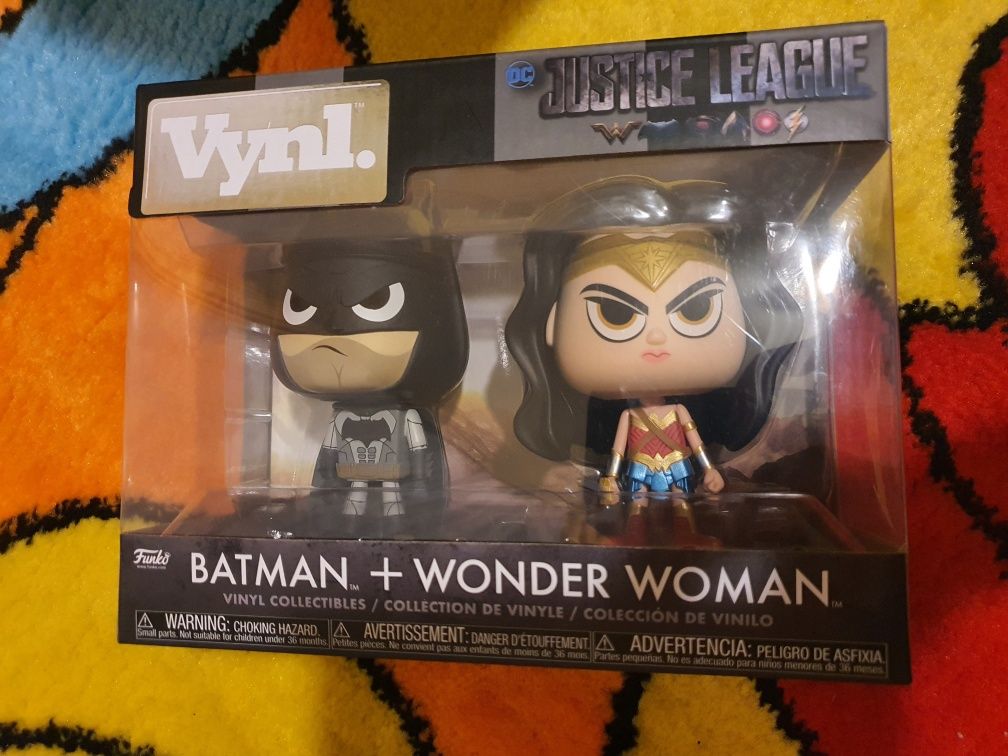 Funko - VYNL 4" pachet de 2: DC: Wonder Woman & Batman Justice League,