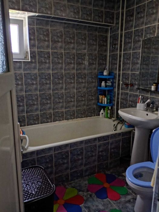 Vând apartament 3 camere Petroșani Nord