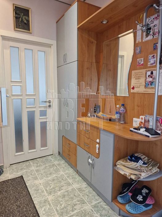 Продава се Тристаен апартамент в Варна, Възраждане 2 - 80 кв.м за 1563 €/кв.м - Снимка #9