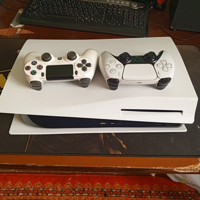PlayStation 5 FAT с дисководом в отличном состоянии