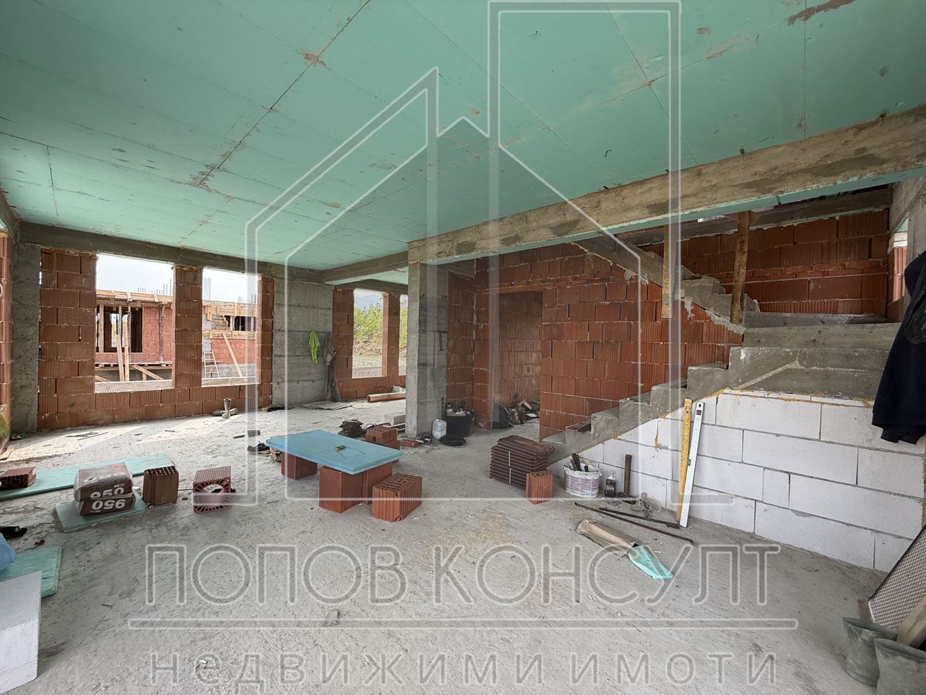 Къща в Пловдив, област-с.Брестник площ 172 цена 310000