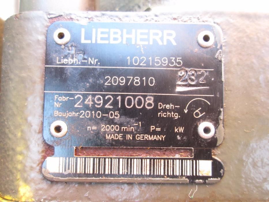 Pompa Liebherr 2097810 (an 2010)