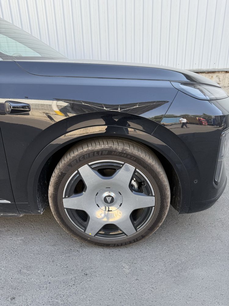 Deepal S09 Ultra 4WD Full Tayyor Sotuvda